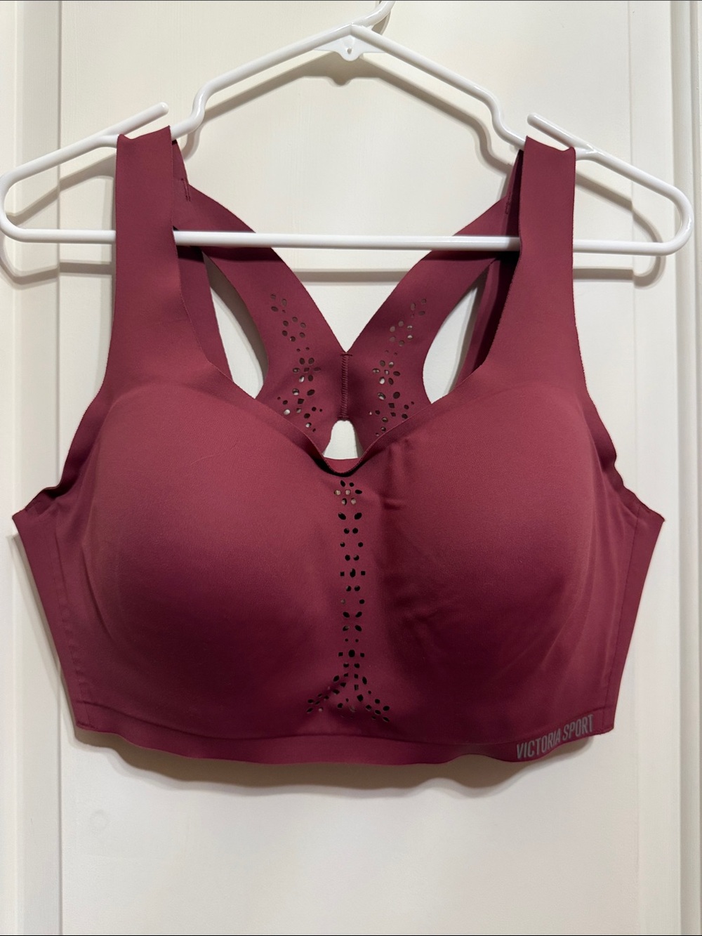 Victoria Sport High-Impact Wine Sports Bra